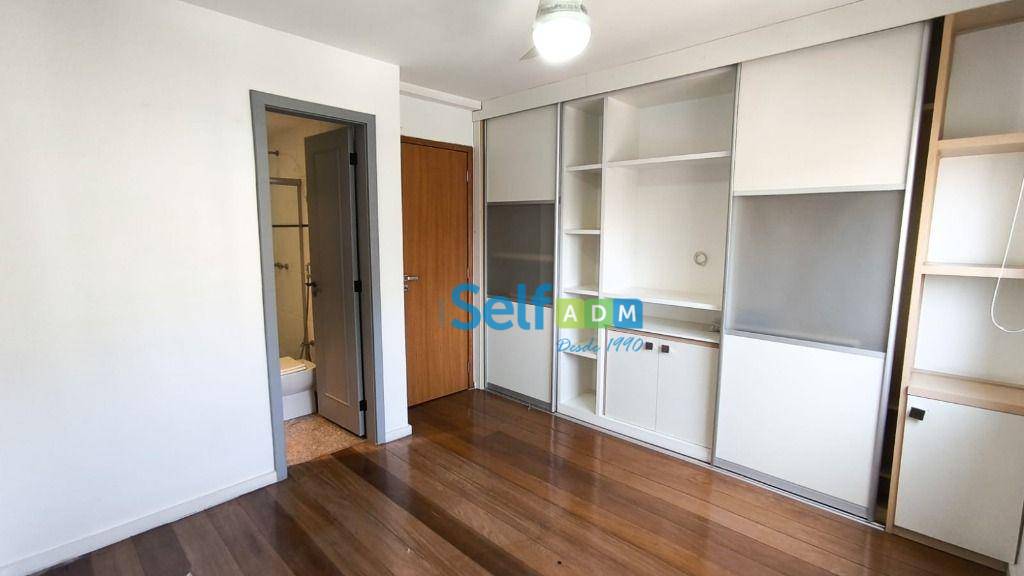 Apartamento para alugar com 3 quartos, 140m² - Foto 3