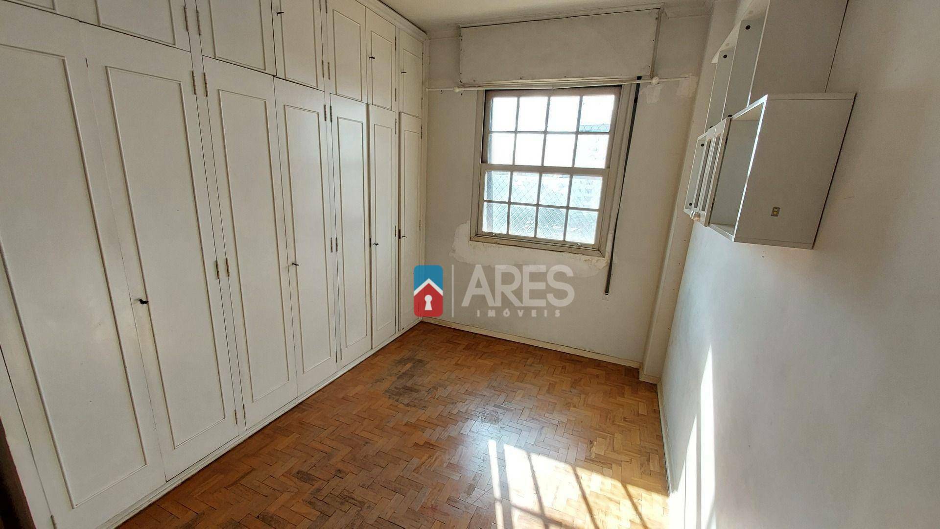 Apartamento para alugar com 3 quartos, 170m² - Foto 4