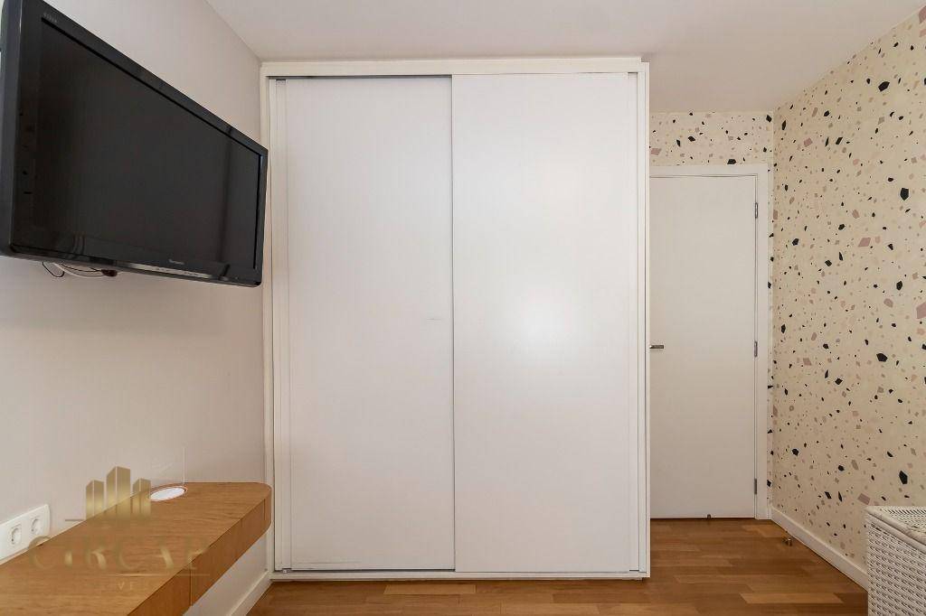 Apartamento à venda com 4 quartos, 180m² - Foto 25