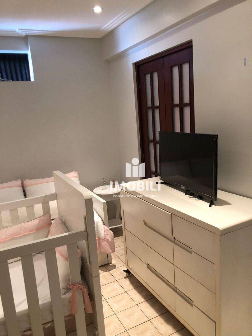 Apartamento à venda com 3 quartos, 115m² - Foto 22