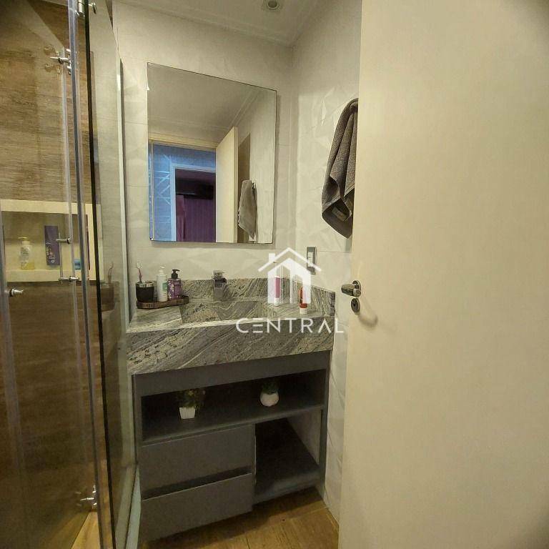 Apartamento à venda com 3 quartos, 71m² - Foto 20