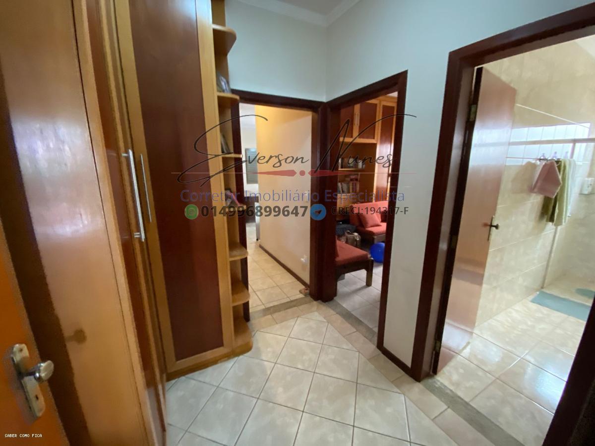 Casa à venda com 3 quartos, 360m² - Foto 25