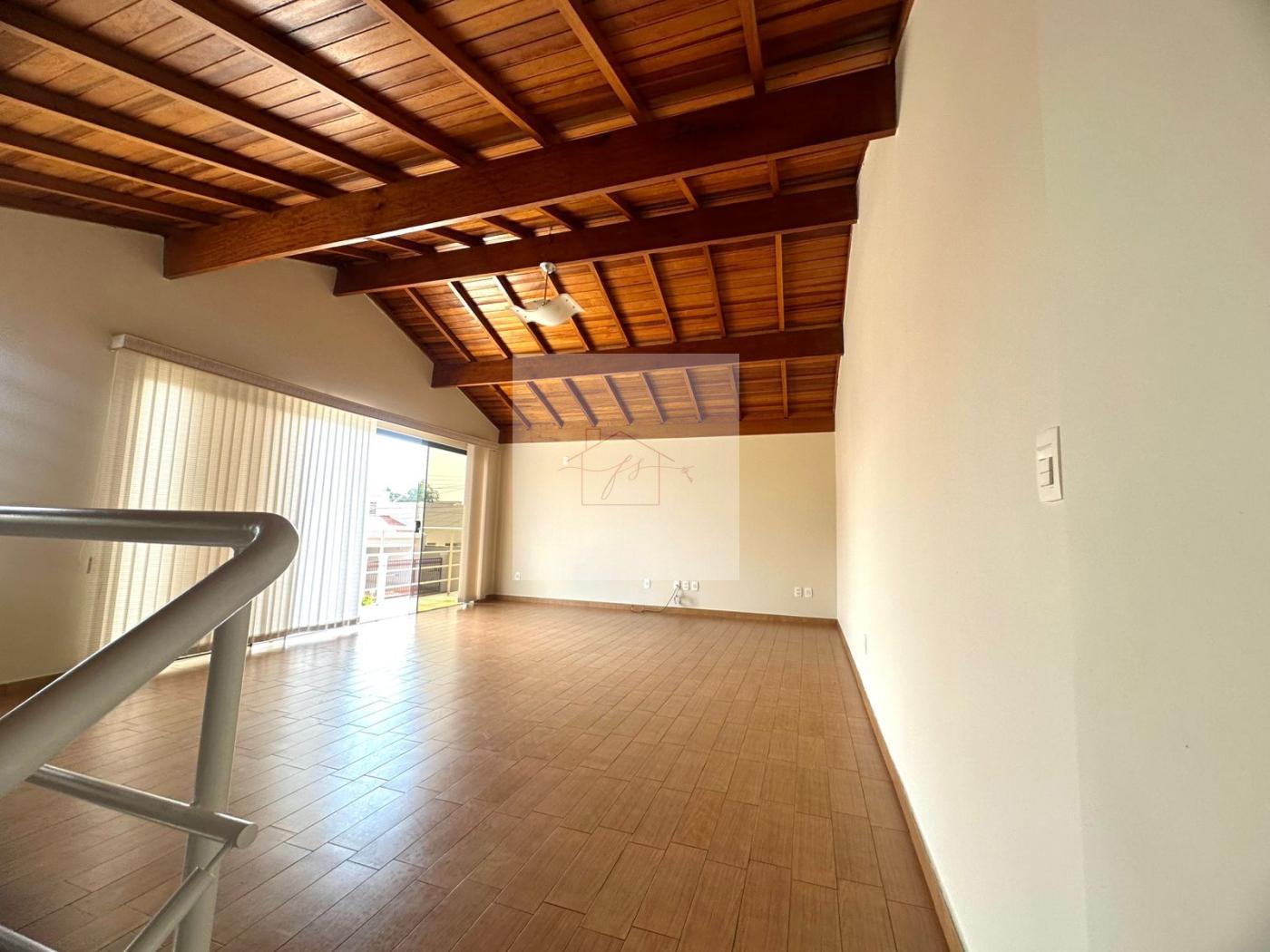 Casa de Condomínio à venda com 3 quartos, 380m² - Foto 4