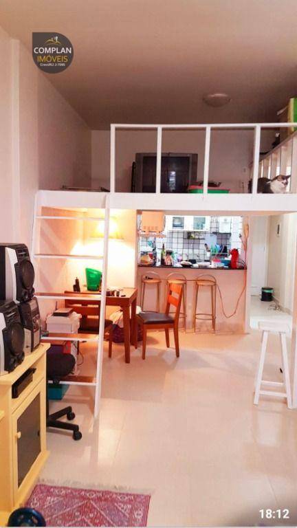 Apartamento à venda com 1 quarto, 40m² - Foto 3