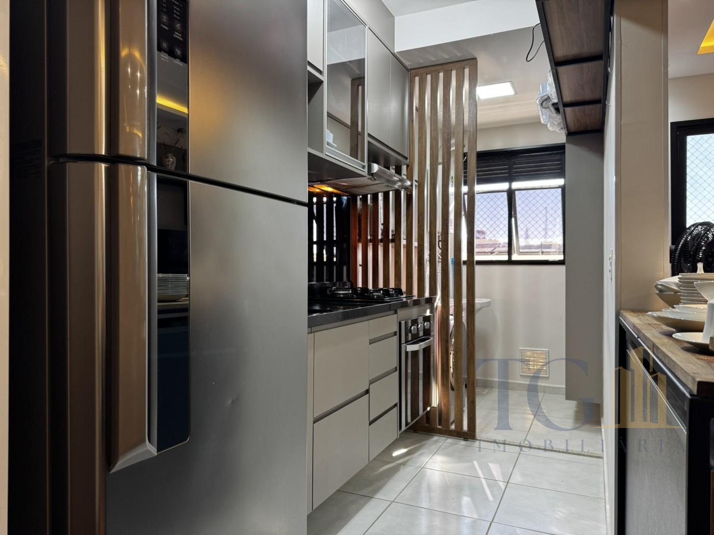 Apartamento à venda com 2 quartos, 56m² - Foto 1
