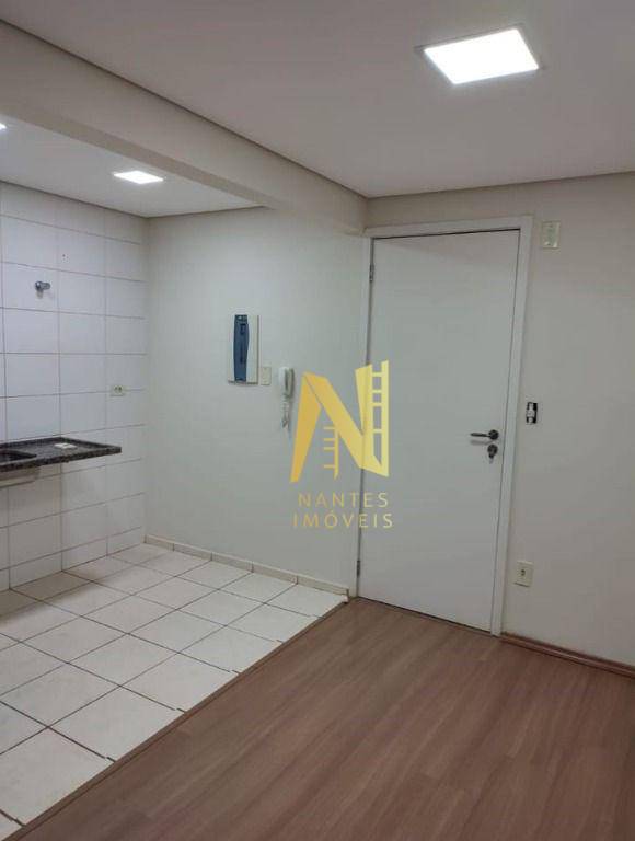 Apartamento à venda com 2 quartos, 65m² - Foto 3