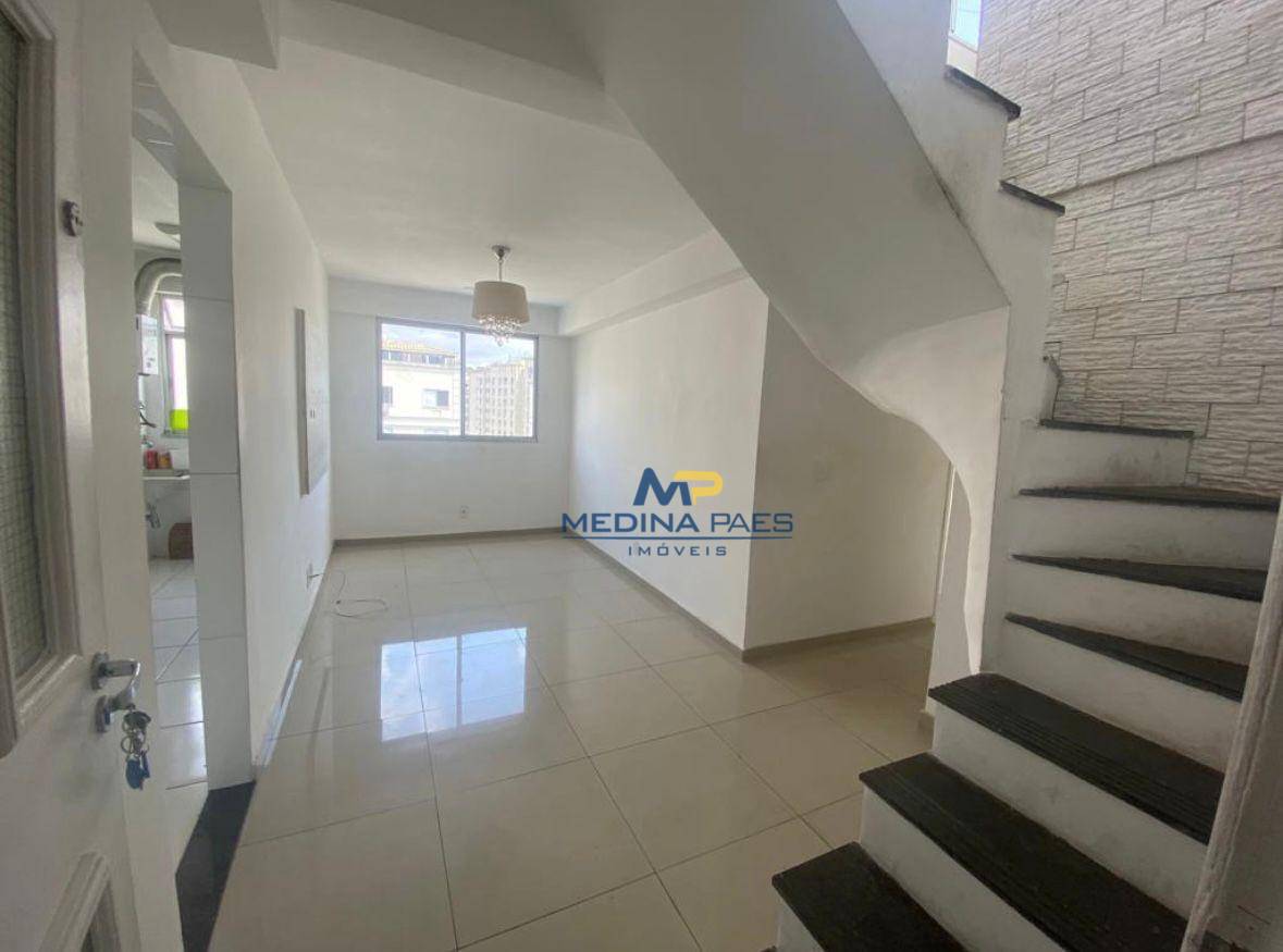 Apartamento à venda com 2 quartos, 140m² - Foto 1