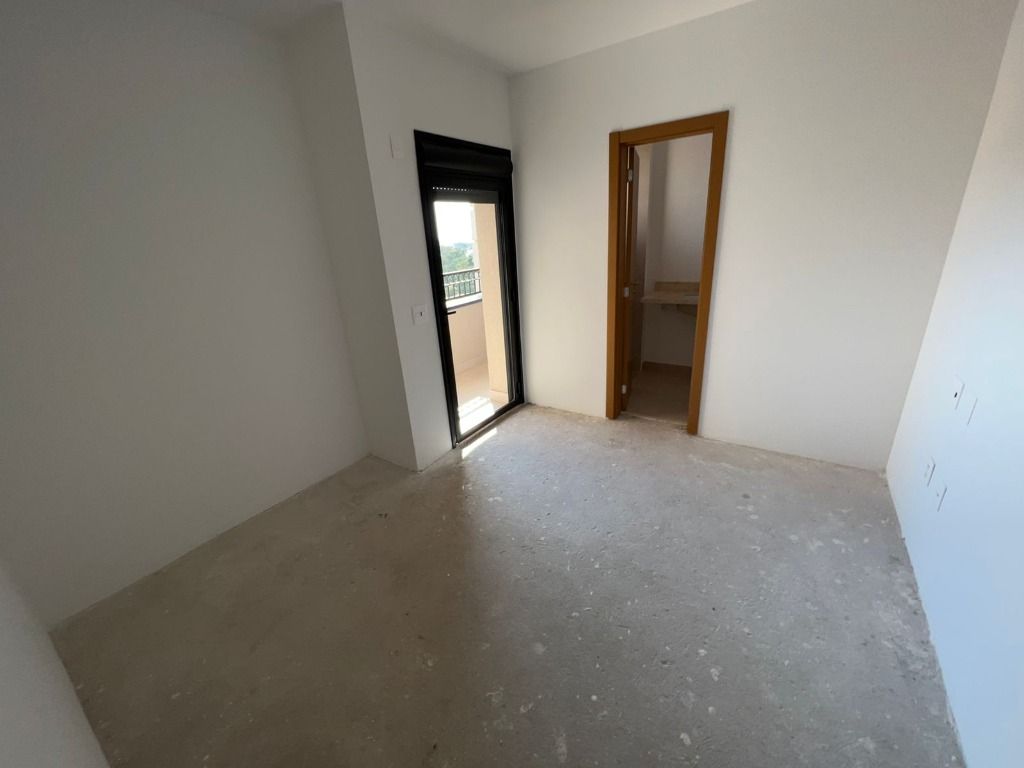 Apartamento à venda com 3 quartos, 123m² - Foto 10