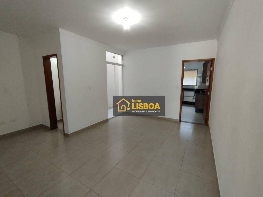 Sobrado à venda com 3 quartos, 200m² - Foto 27