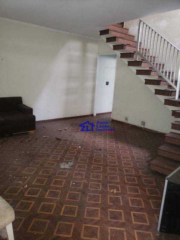 Sobrado à venda com 4 quartos, 320m² - Foto 3