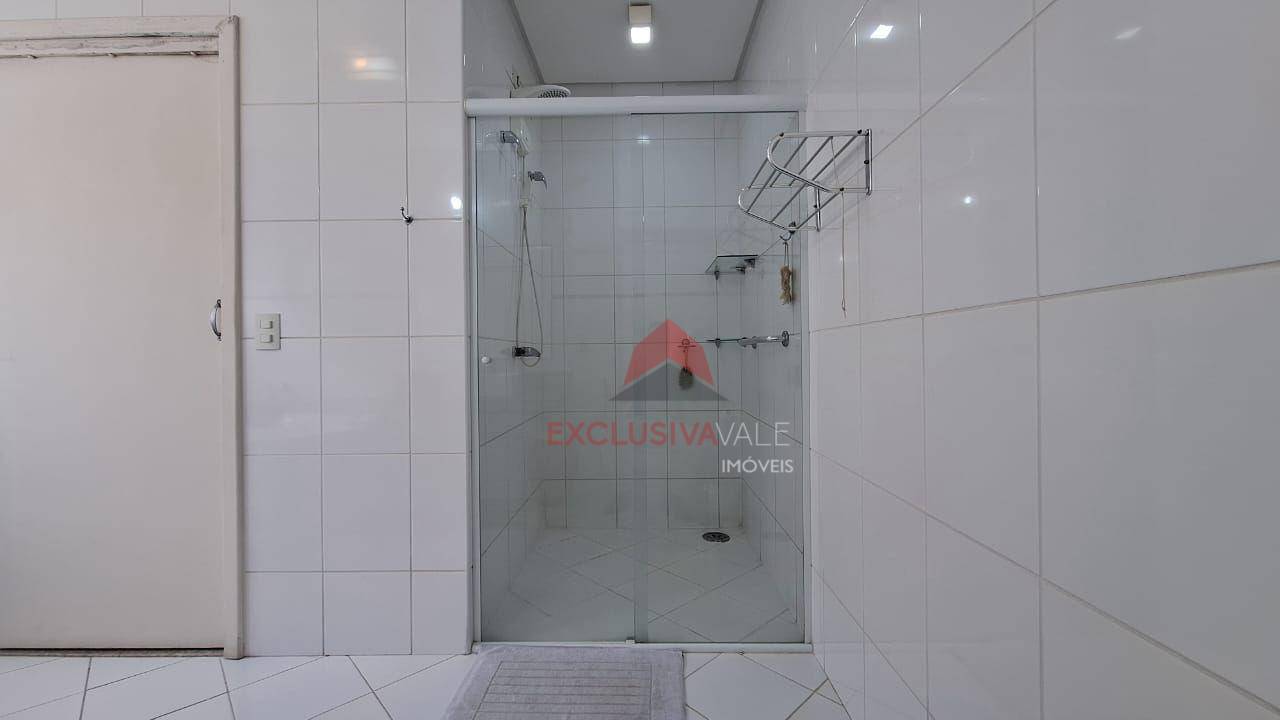 Casa de Condomínio à venda e aluguel com 4 quartos, 348m² - Foto 63