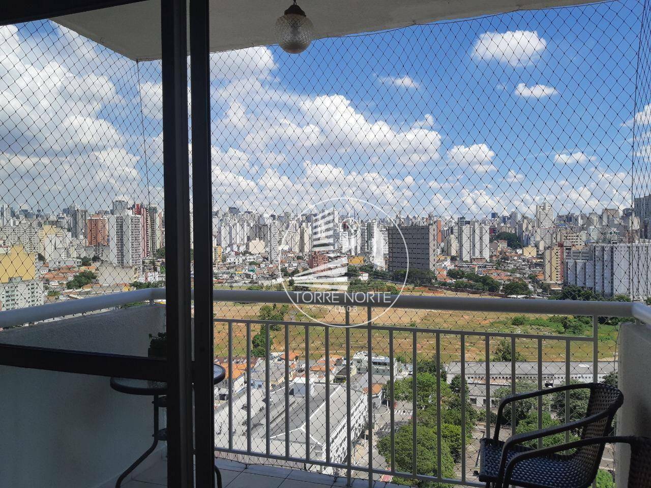 Apartamento à venda com 2 quartos, 63m² - Foto 3