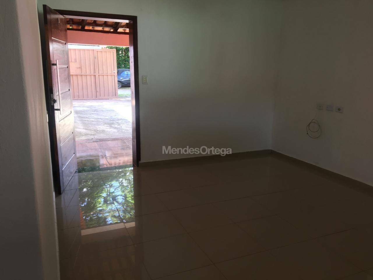 Casa para alugar com 2 quartos, 160m² - Foto 5