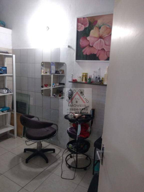 Sobrado à venda com 3 quartos, 150m² - Foto 2