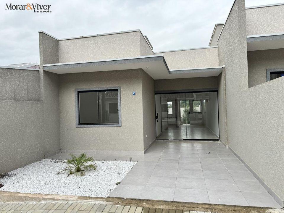 Casa à venda com 3 quartos, 60m² - Foto 2