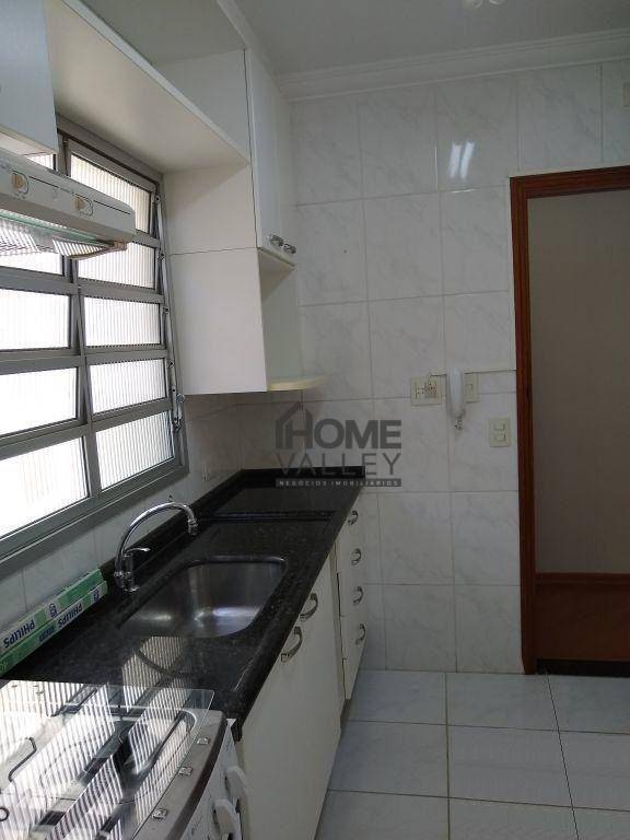 Apartamento à venda com 2 quartos, 60m² - Foto 10