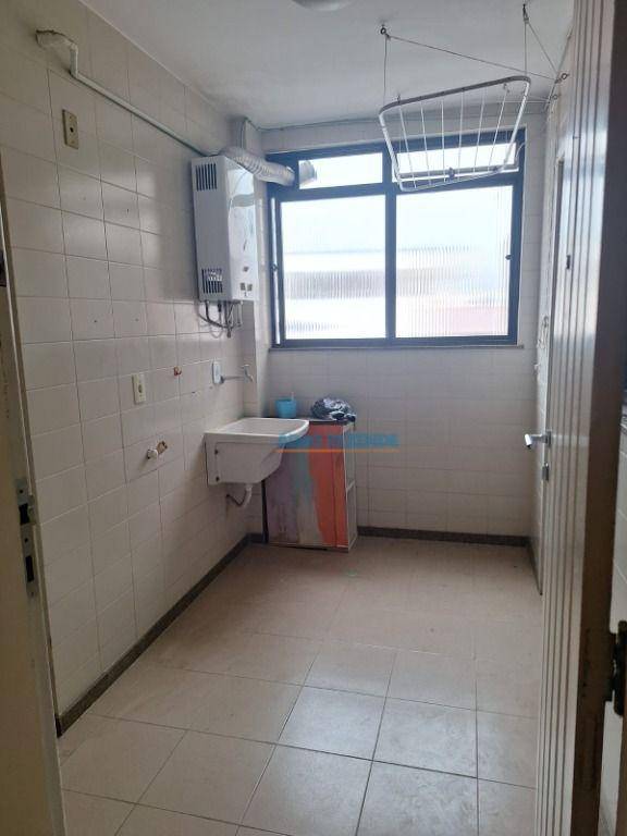 Apartamento à venda com 2 quartos, 90m² - Foto 19