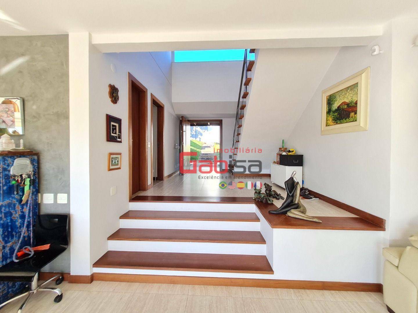 Casa à venda com 4 quartos, 217m² - Foto 8