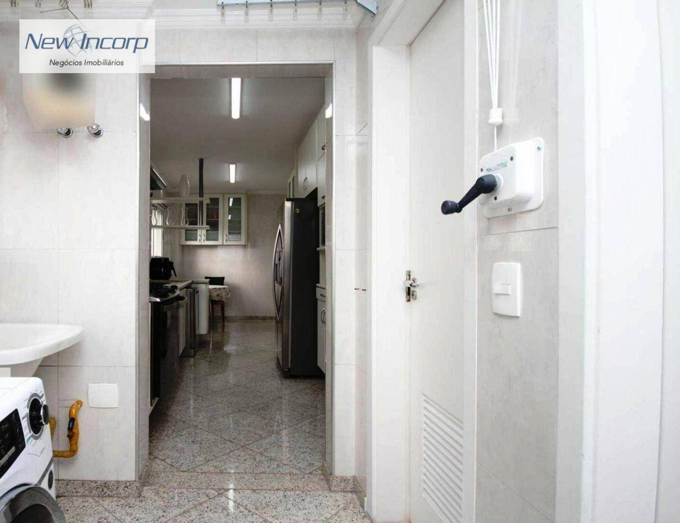 Apartamento à venda com 3 quartos, 131m² - Foto 14