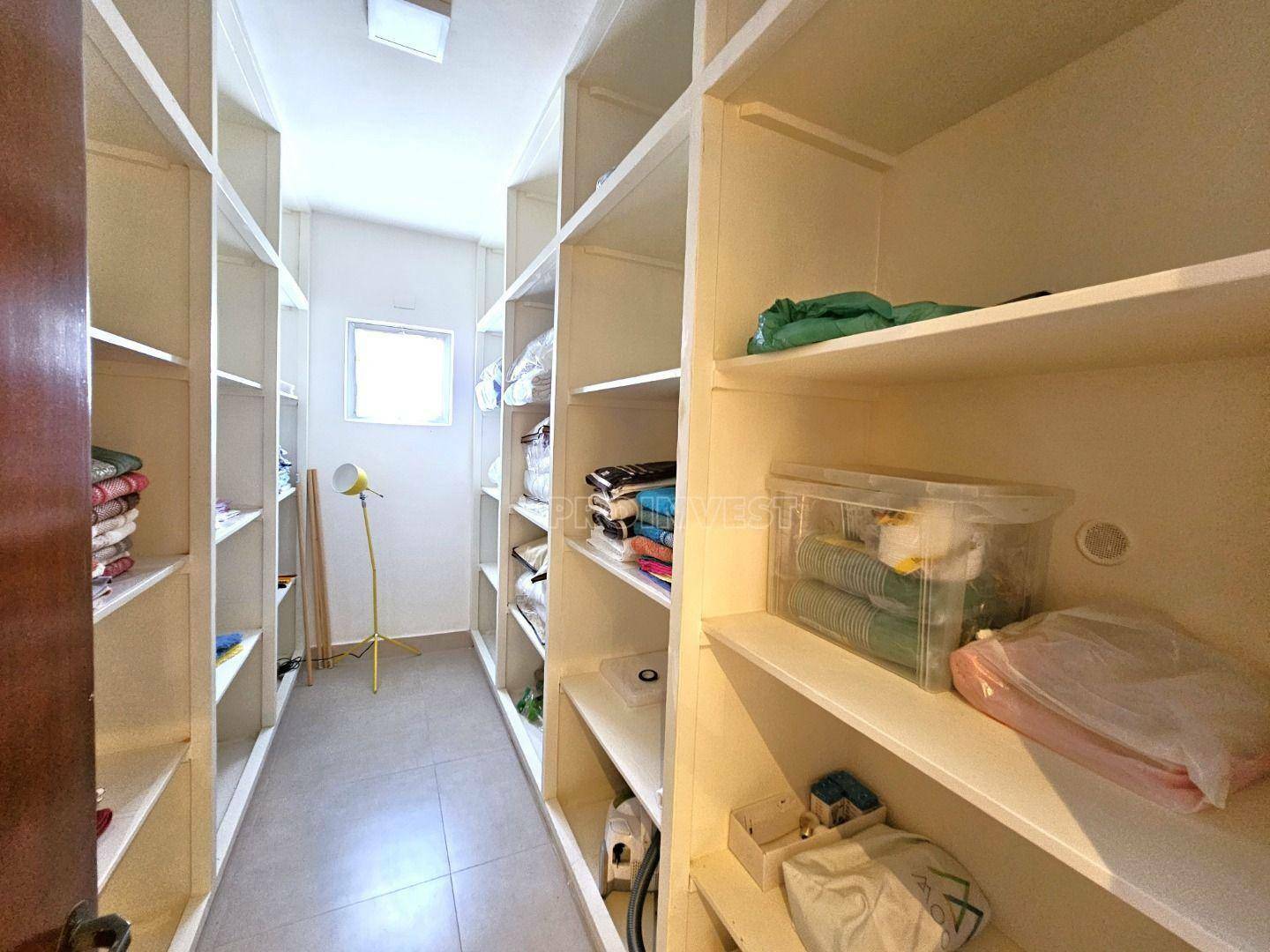 Casa de Condomínio à venda com 4 quartos, 930m² - Foto 34