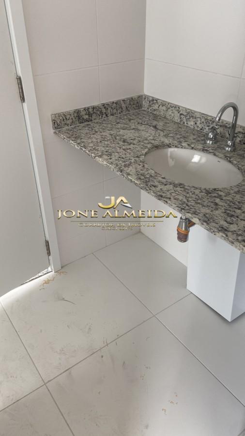 Cobertura à venda com 3 quartos, 200m² - Foto 4