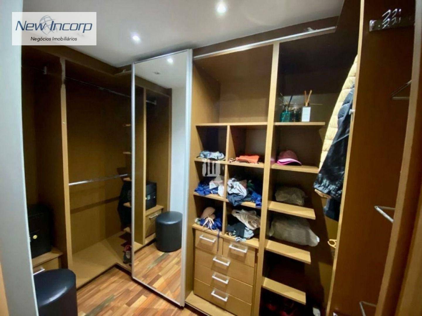 Apartamento à venda com 4 quartos, 198m² - Foto 8