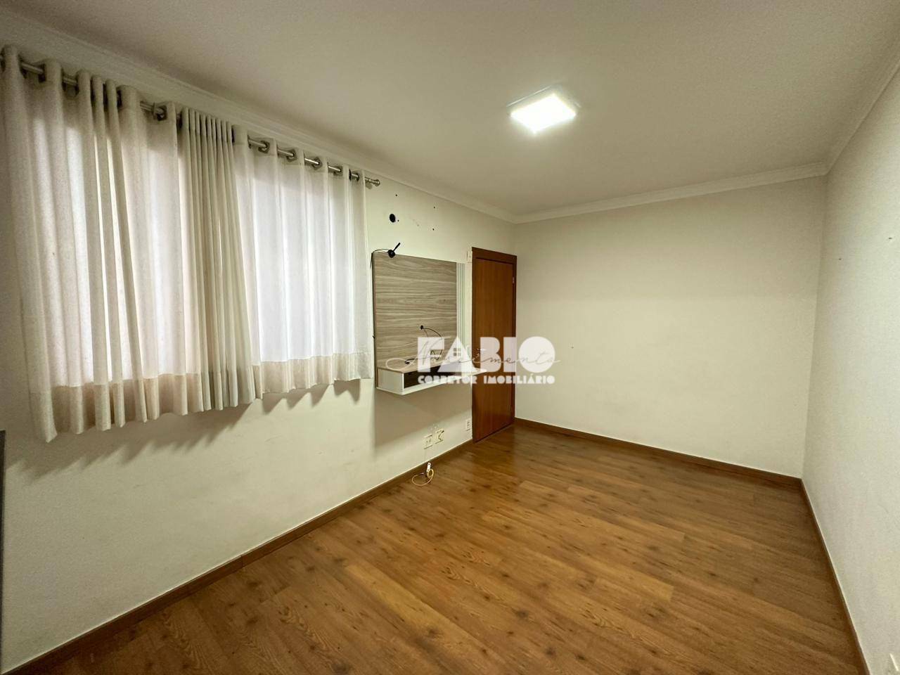 Apartamento à venda com 2 quartos, 55m² - Foto 10