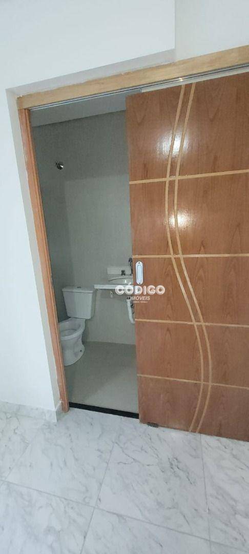 Sobrado para alugar com 3 quartos, 100m² - Foto 9