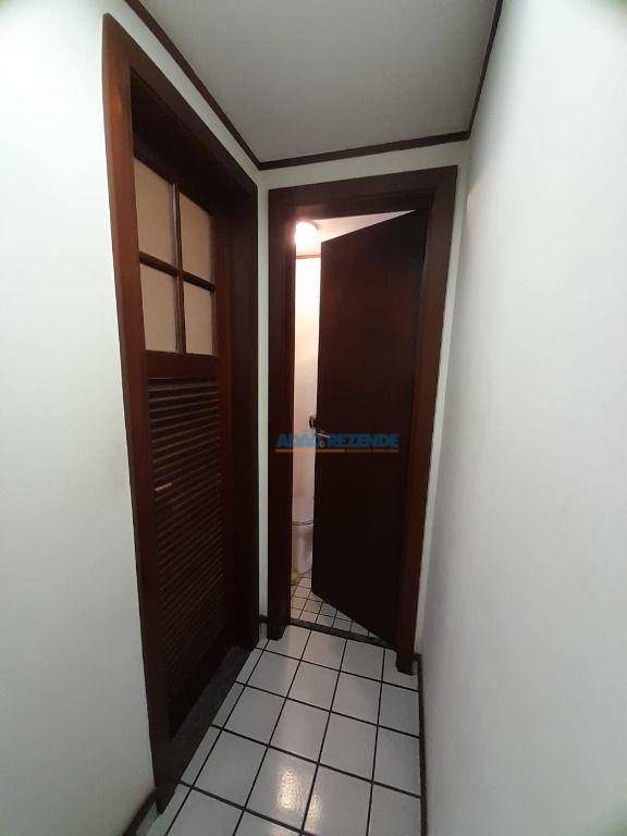 Apartamento à venda com 2 quartos, 116m² - Foto 17