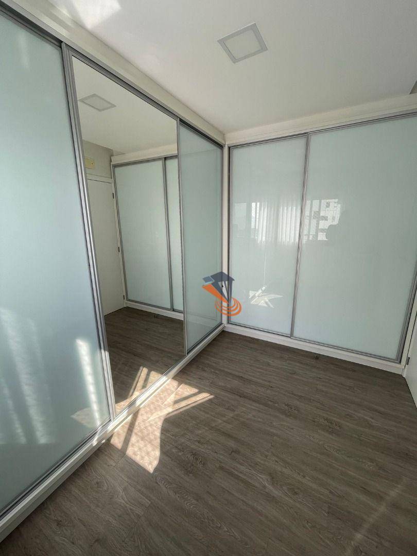 Apartamento à venda com 3 quartos, 96m² - Foto 11