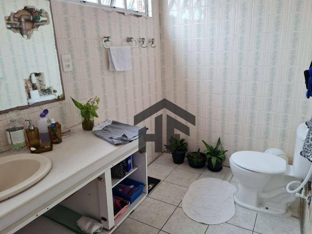 Apartamento à venda com 3 quartos, 175m² - Foto 3