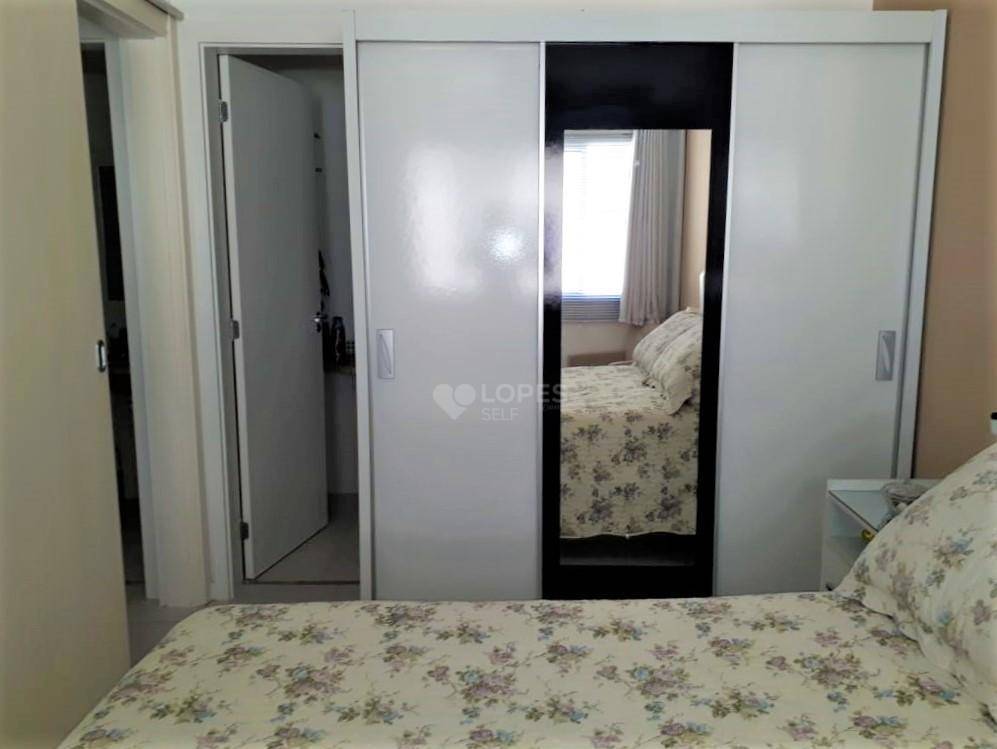 Apartamento à venda com 2 quartos, 58m² - Foto 4