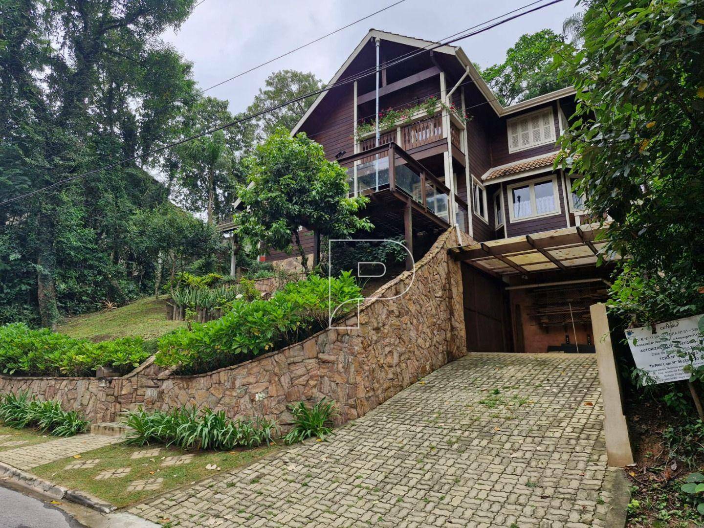 Casa de Condomínio à venda com 3 quartos, 253m² - Foto 1