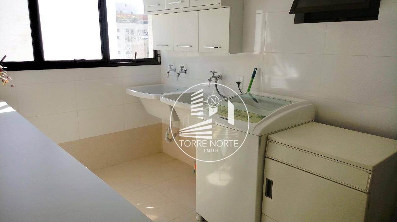 Apartamento à venda com 4 quartos, 210m² - Foto 22