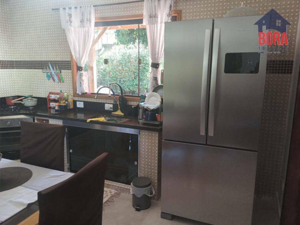 Chácara à venda com 2 quartos, 211m² - Foto 35