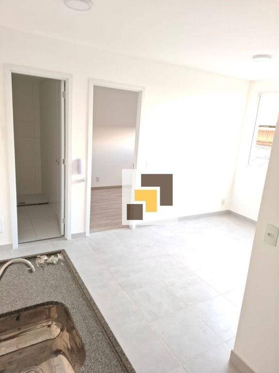 Apartamento para alugar com 2 quartos, 36m² - Foto 1