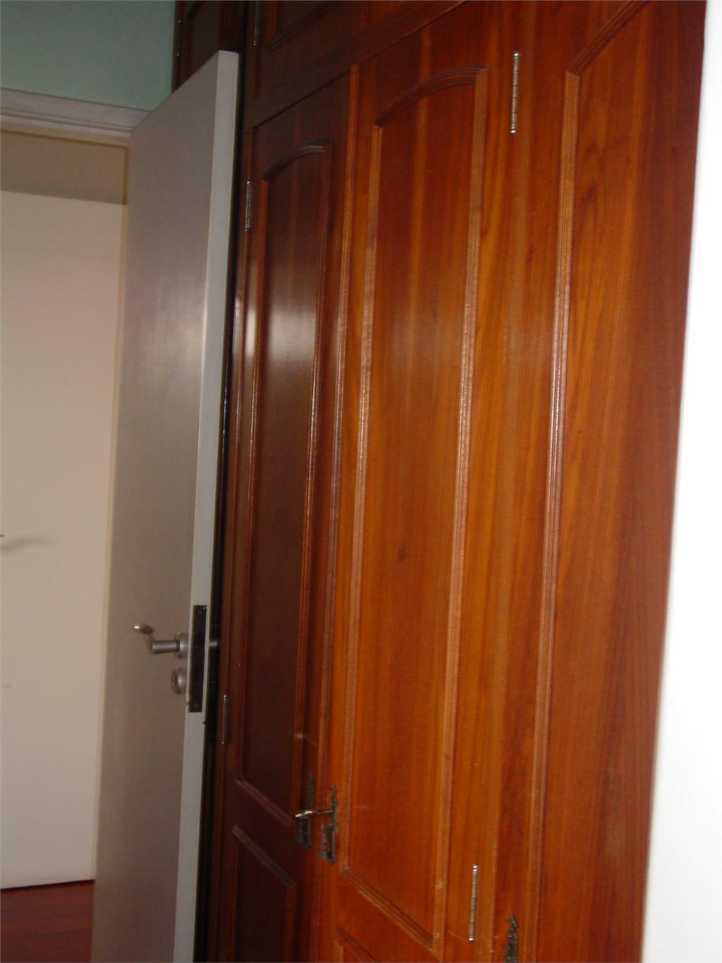 Apartamento à venda com 3 quartos, 140m² - Foto 12