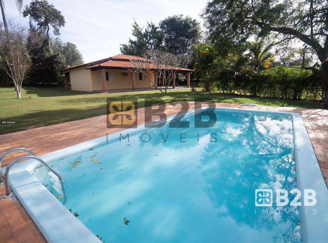 Chácara à venda com 3 quartos, 350m² - Foto 8