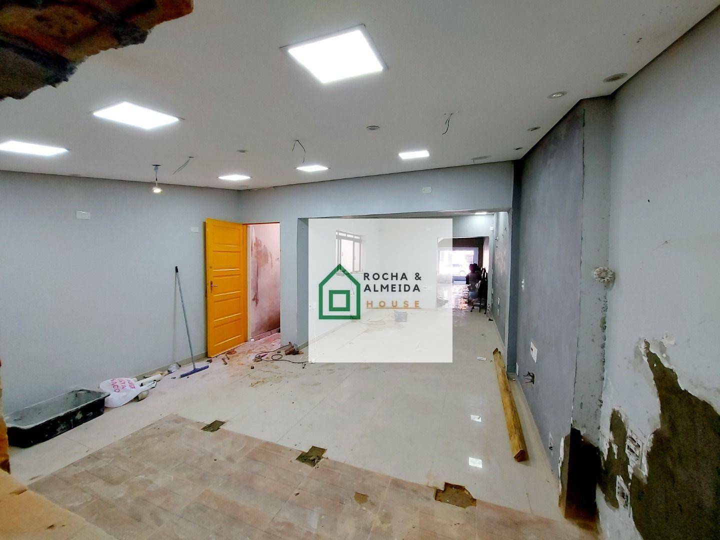 Sobrado para alugar com 2 quartos, 180m² - Foto 44