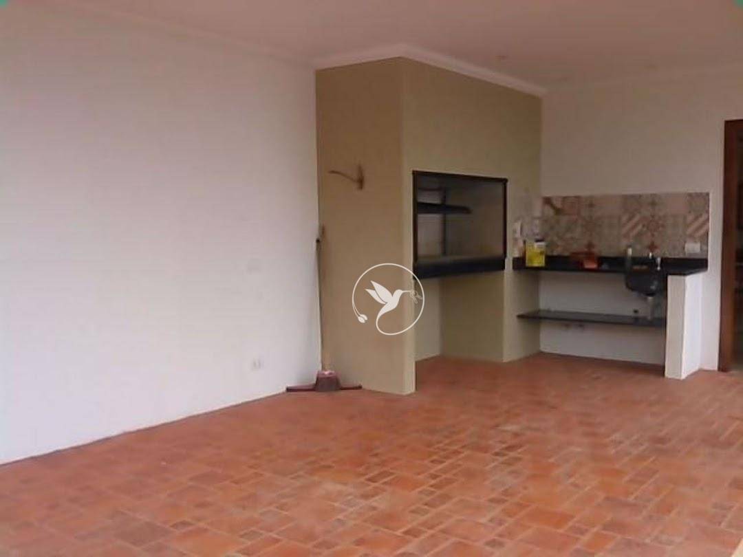 Casa à venda com 4 quartos, 300m² - Foto 15