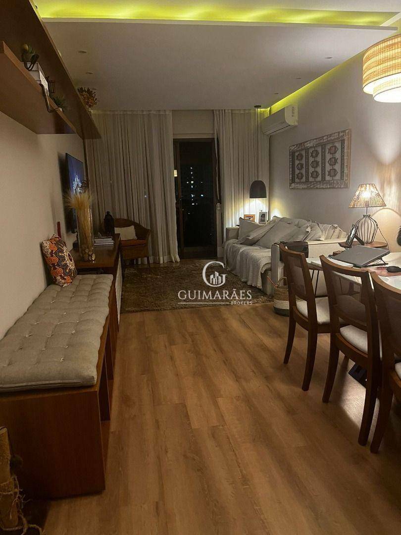 Apartamento à venda com 2 quartos, 100m² - Foto 17