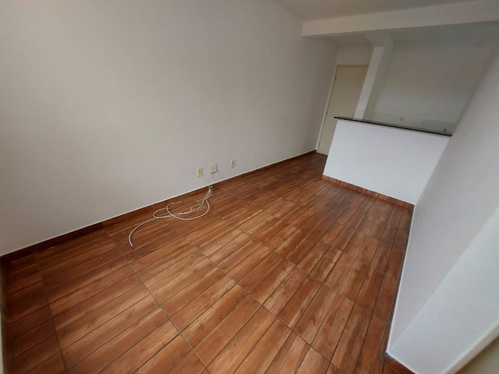 Apartamento para alugar com 2 quartos, 45m² - Foto 3