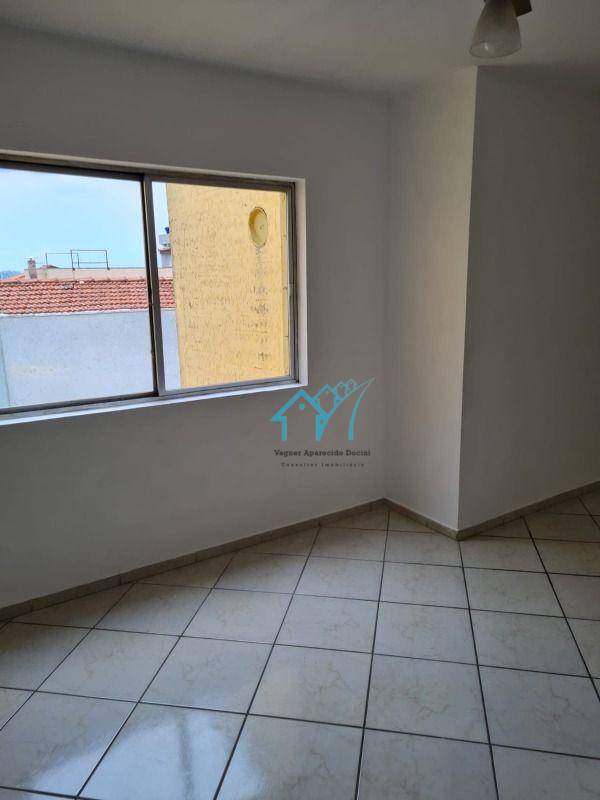 Apartamento para alugar com 3 quartos, 120m² - Foto 9