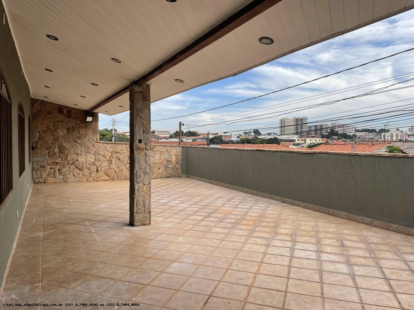 Casa para alugar com 3 quartos, 375m² - Foto 30