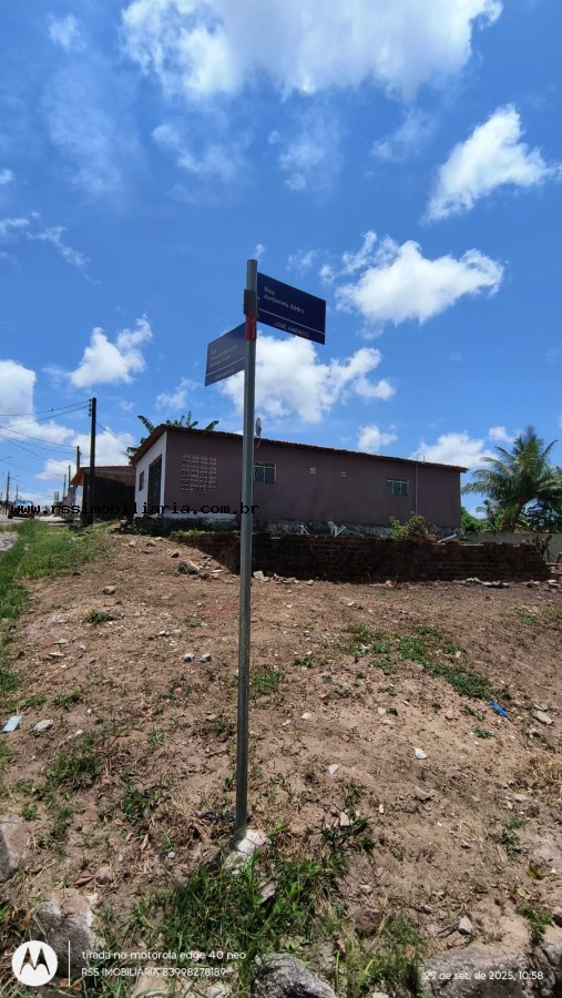 Casa para alugar com 2 quartos, 200m² - Foto 1
