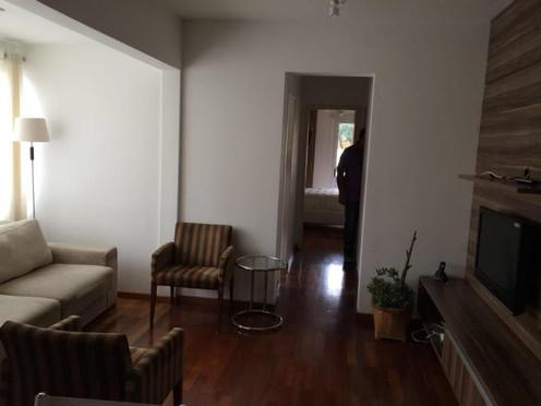 Apartamento à venda com 2 quartos, 63m² - Foto 4