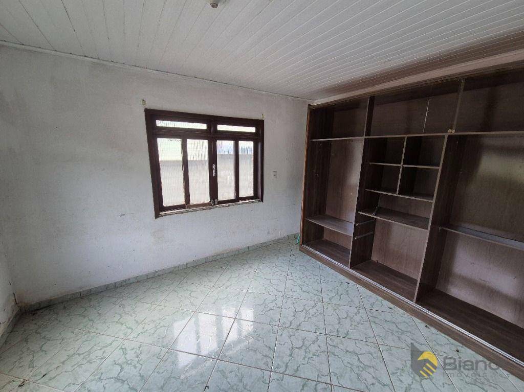 Casa à venda com 2 quartos, 52m² - Foto 3