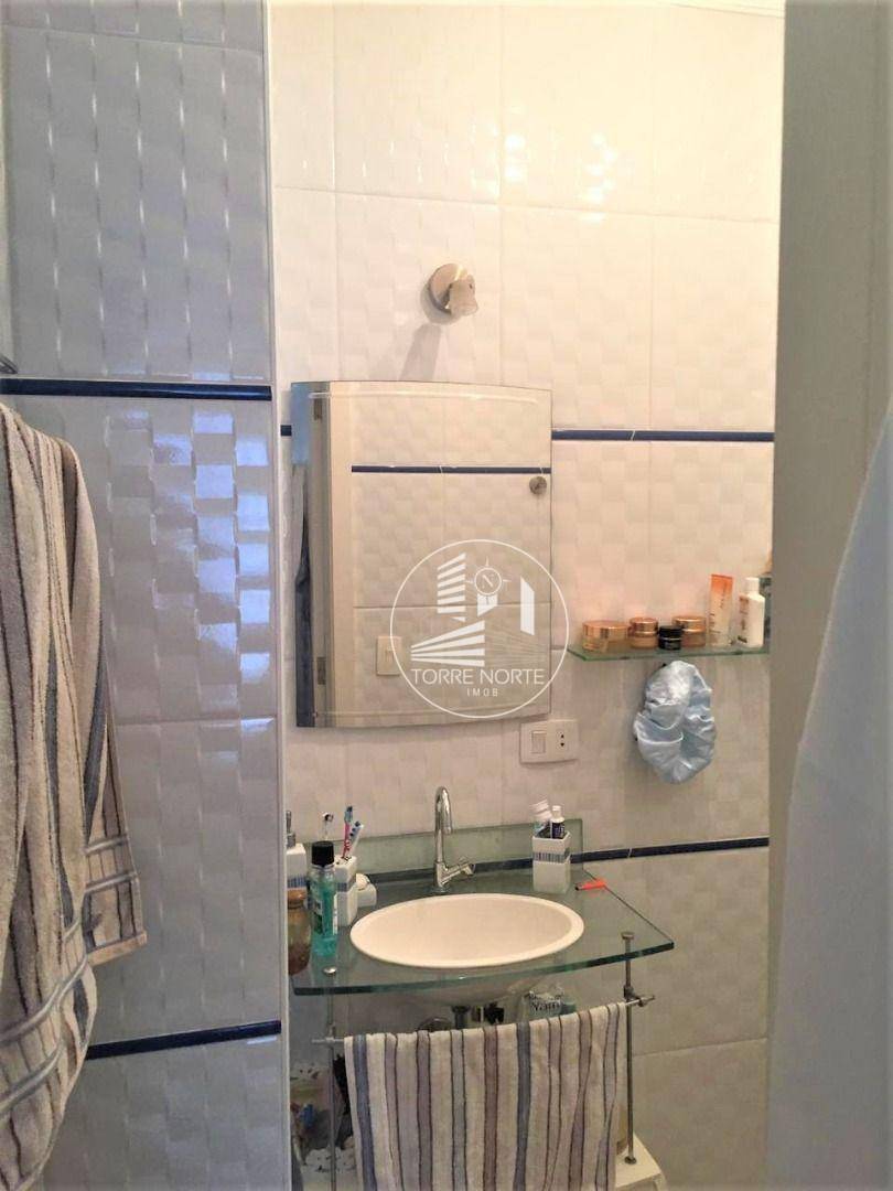 Apartamento à venda com 3 quartos, 96m² - Foto 8