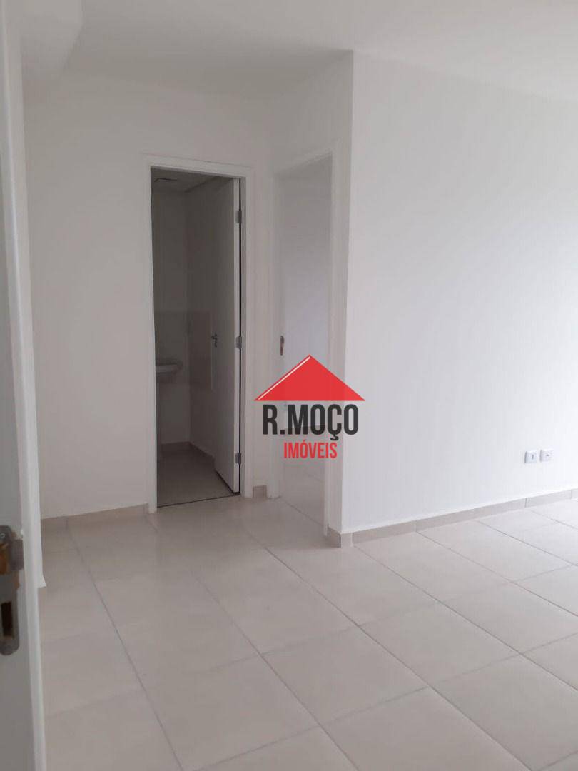 Apartamento à venda com 1 quarto, 30m² - Foto 2