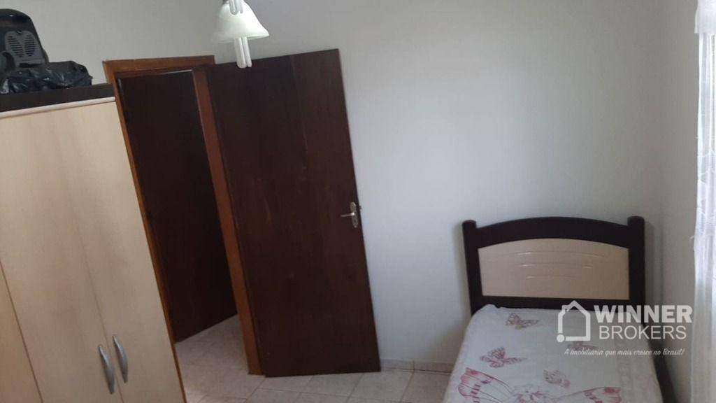 Casa à venda com 3 quartos, 100m² - Foto 2